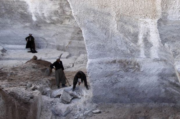 طالبان و داعش از استخراج غیرقانونی معادن سود می‌برند